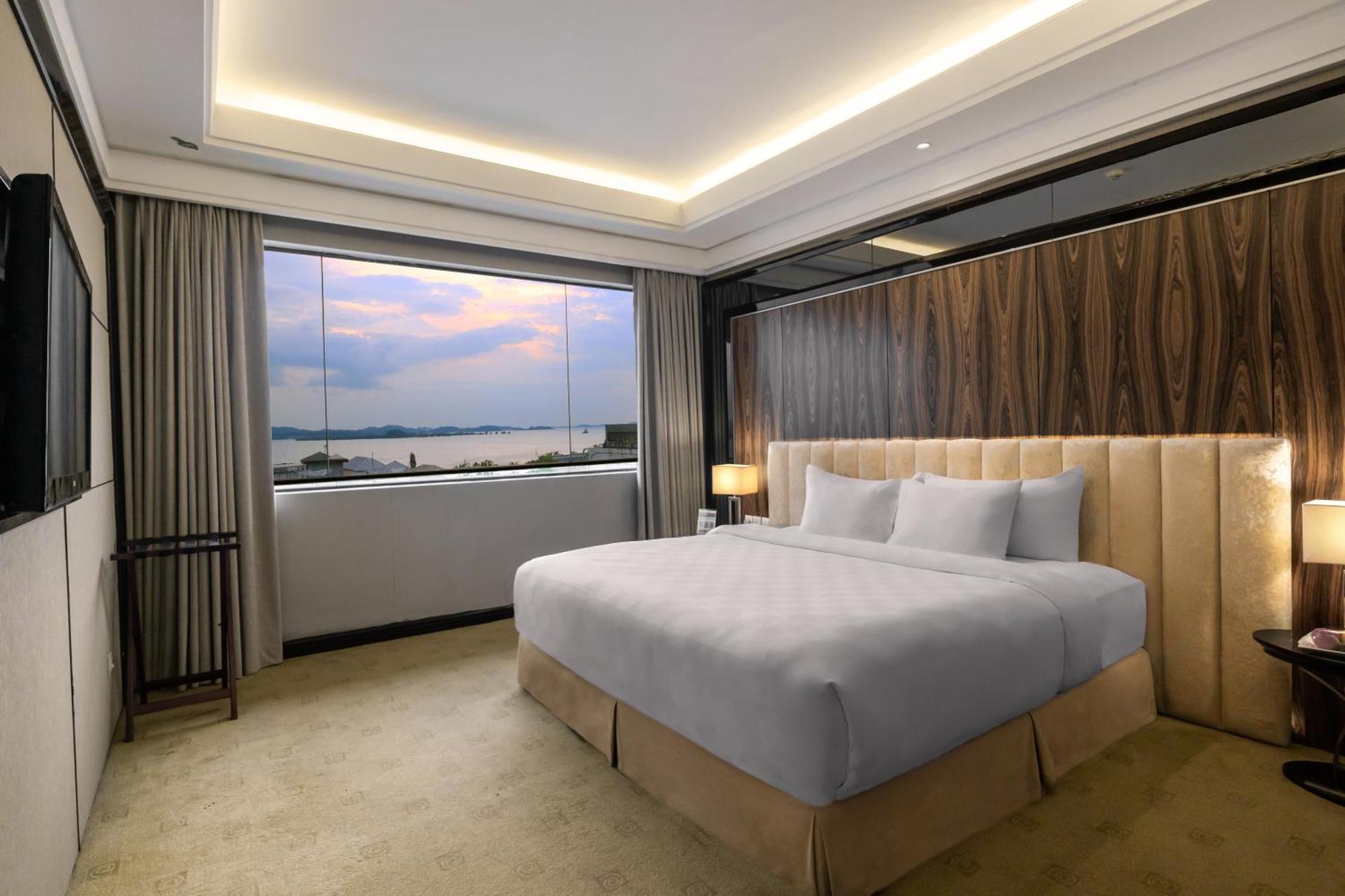 Swiss-Belhotel Harbour Bay Nagoya Exterior photo