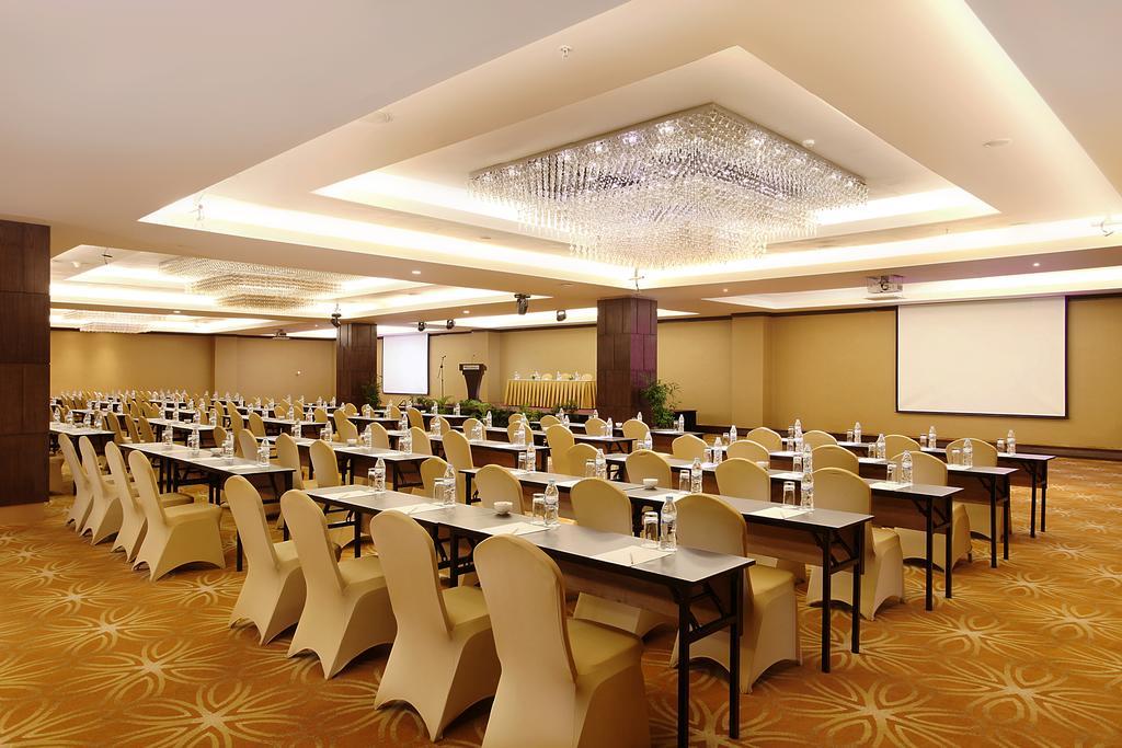 Swiss-Belhotel Harbour Bay Nagoya Exterior photo